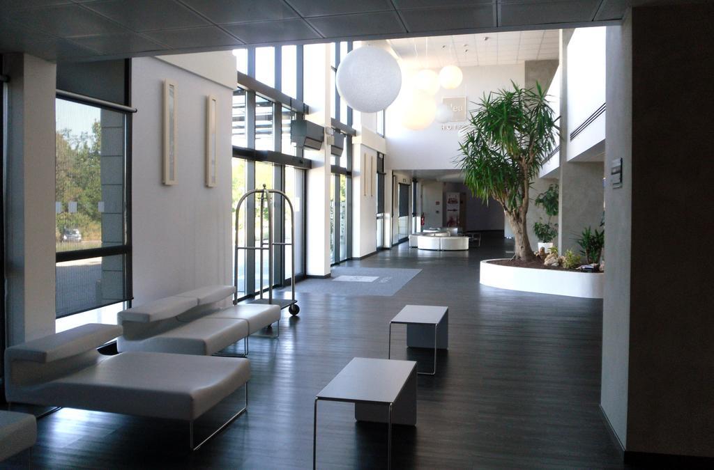 Idea Hotel Milano San Siro Bagian luar foto Interior of the hotel