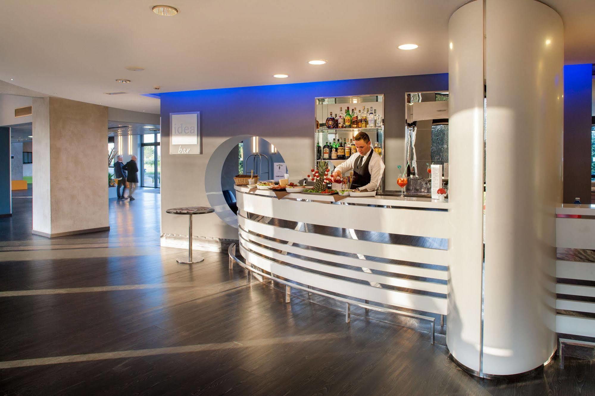 Idea Hotel Milano San Siro Bagian luar foto Reception