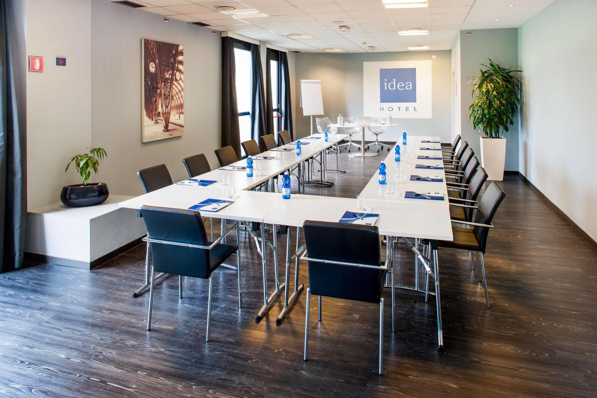 Idea Hotel Milano San Siro Bagian luar foto Meeting room